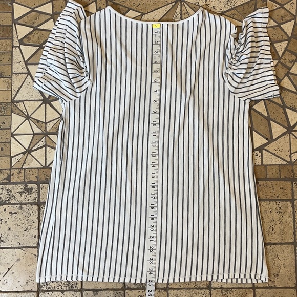 Max Studio striped blouse bell sleeve XS - Picture 7 of 11